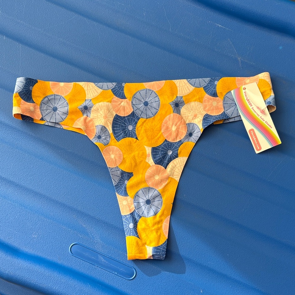Women's Yellow & Blue Printed Thong Panty - Vibrant Circle Print